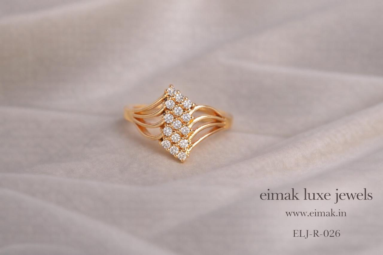 ELJ-R-026 Royal Crystal Wave Ring