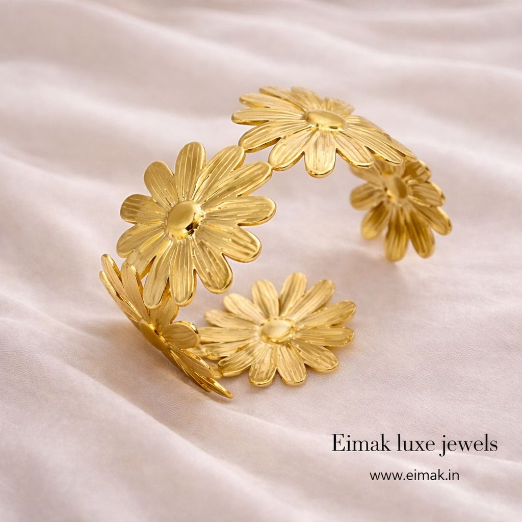 Golden Daisy Bloom Cuff