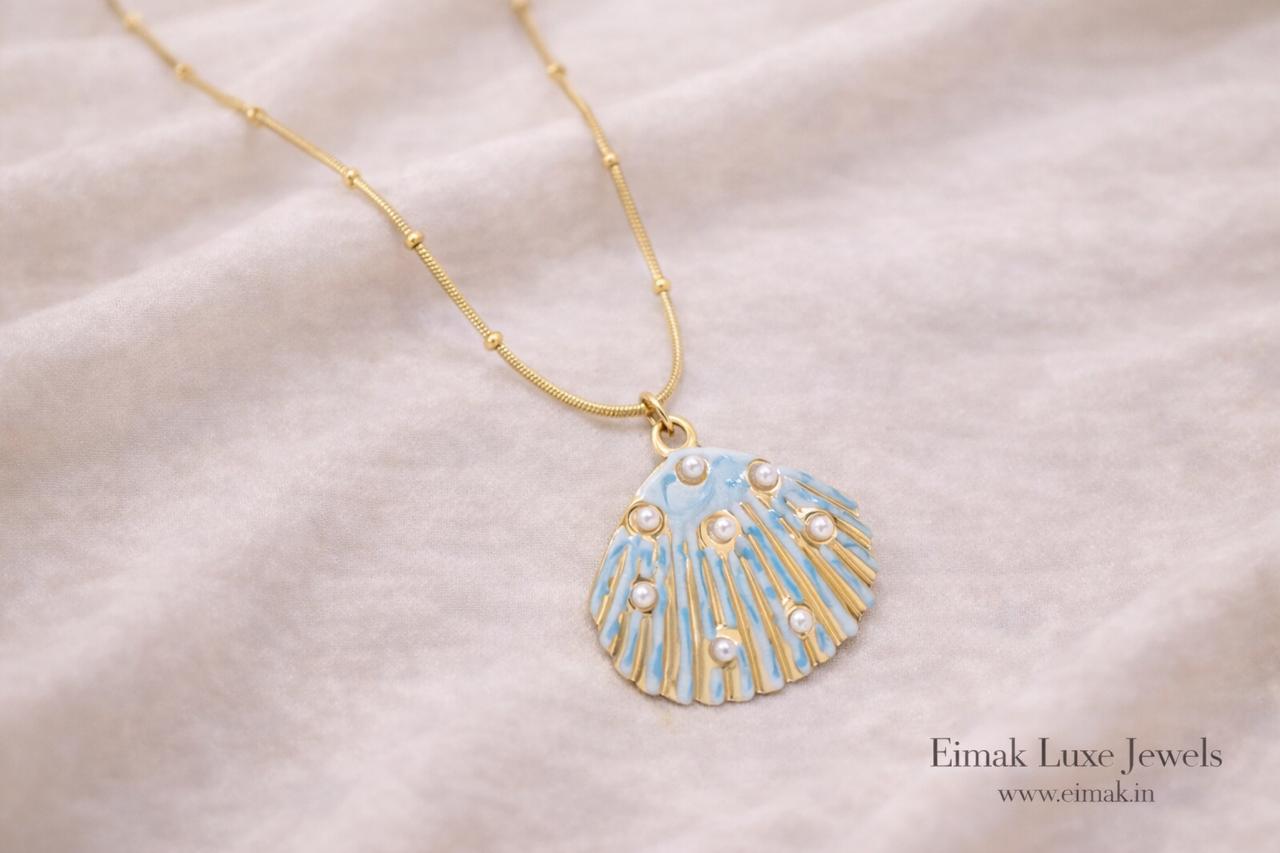 Pearl Shell Pendant Chain