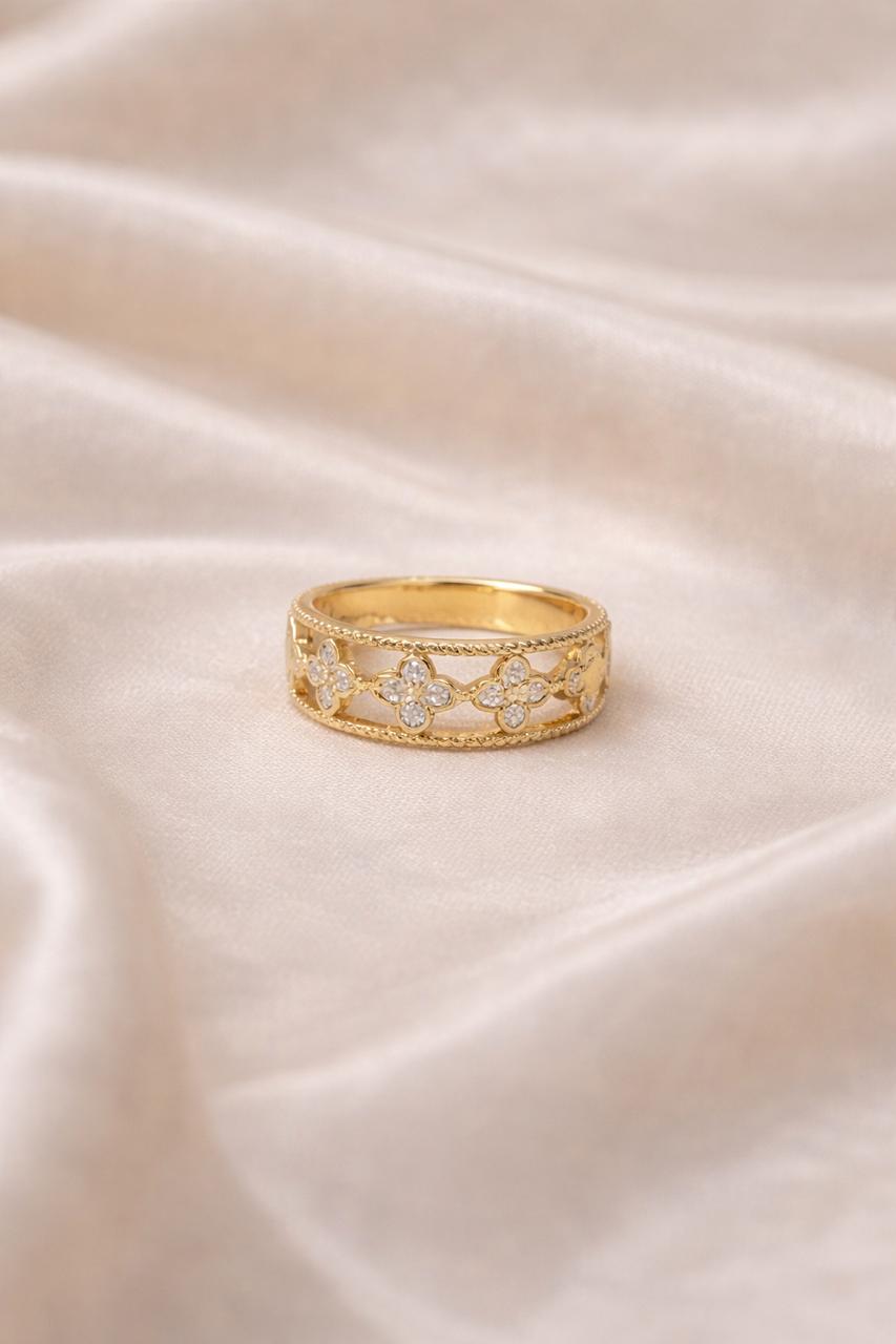 Flora Chain Sparkle Ring