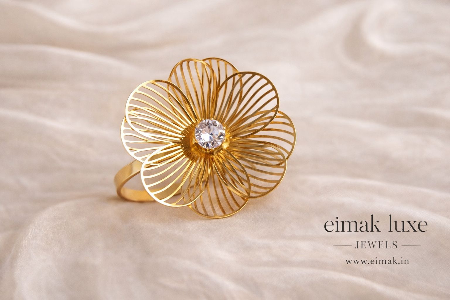 Code:-ELJ-R-001 Petal Glow RING